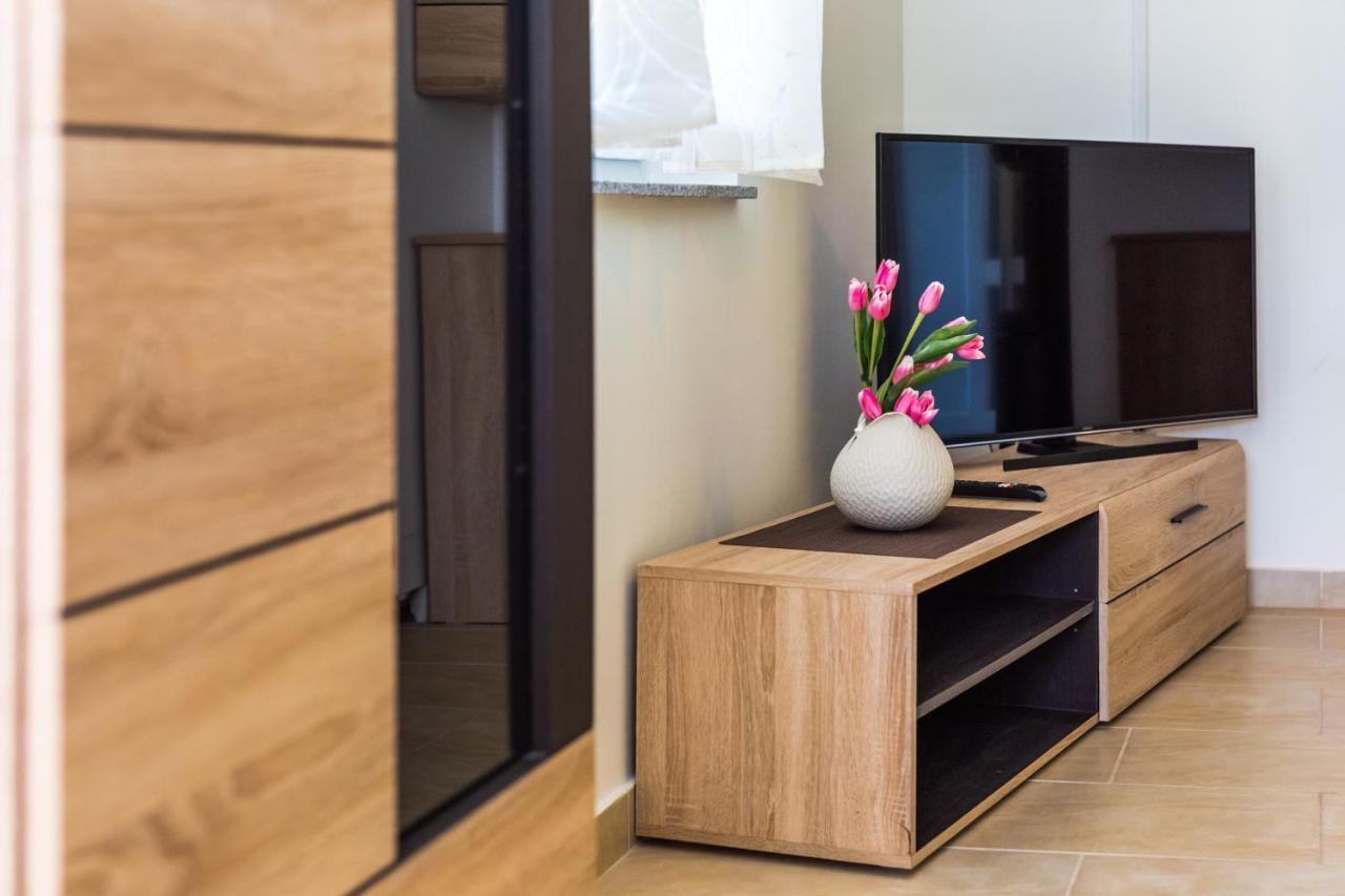 Apartmani Leptir Rakovica Εξωτερικό φωτογραφία