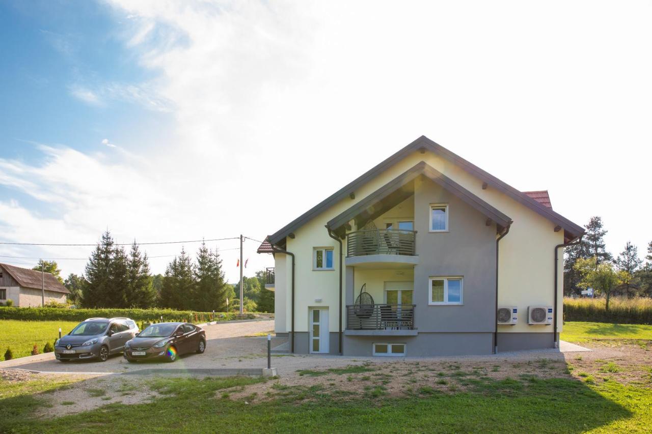 Apartmani Leptir Rakovica Εξωτερικό φωτογραφία